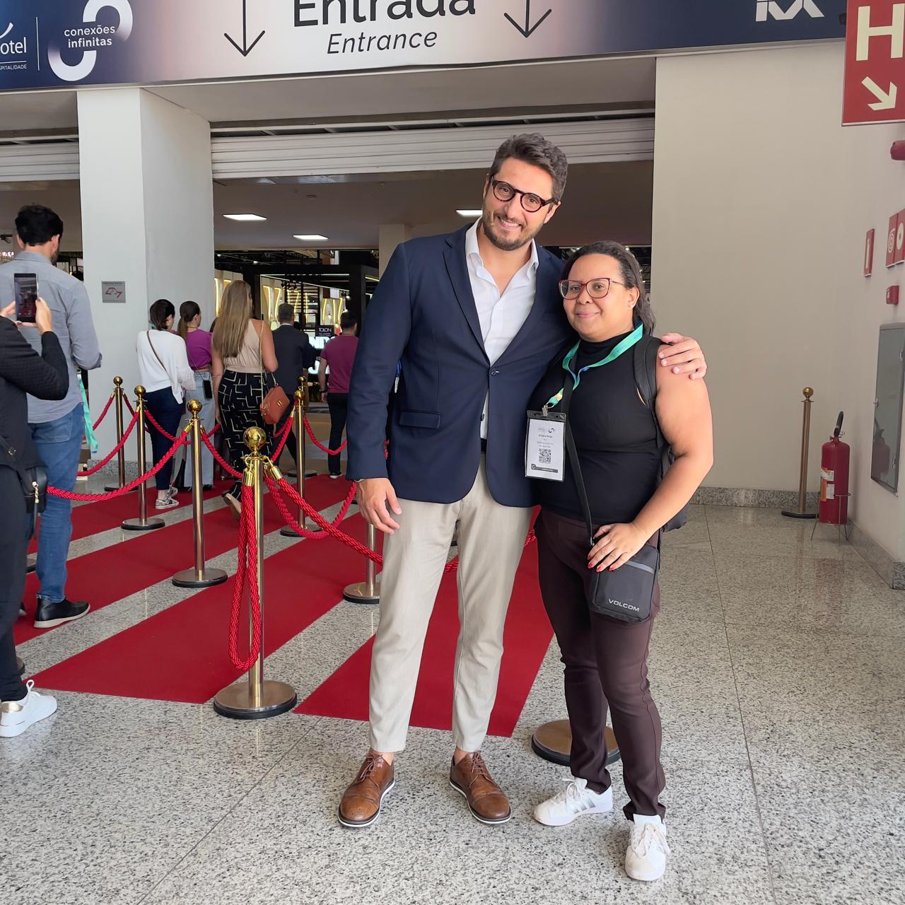 Diretora com Gerente da RX